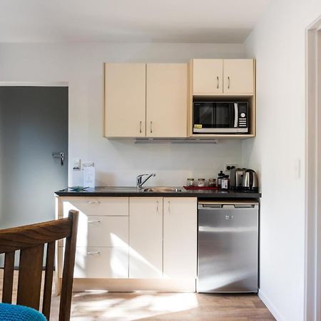 Modern Private Apartment Wanaka Buitenkant foto