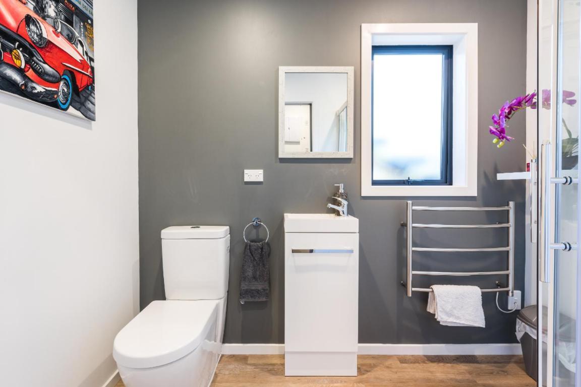 Modern Private Apartment Wanaka Buitenkant foto